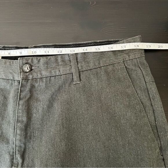 Volcom Pants Mens Size 36 Dark Gray Chino Straight Leg Flat Front Casual - Picture 13 of 16